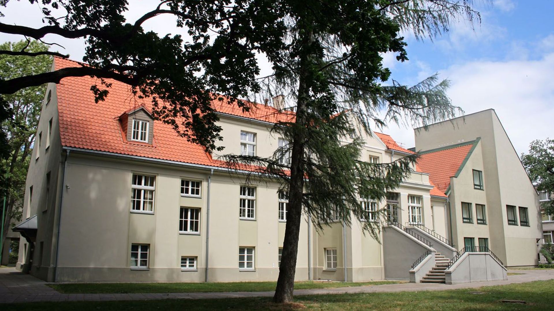 Former Rumpiškė Manor