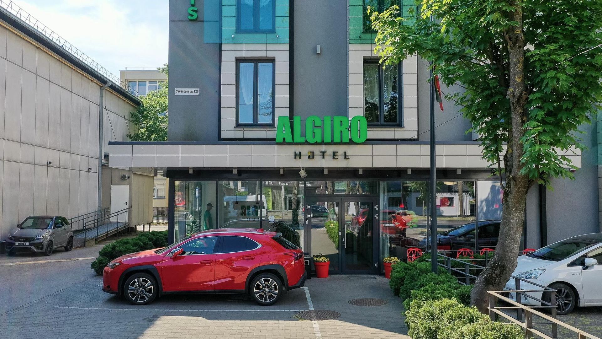 Algiro Hotel