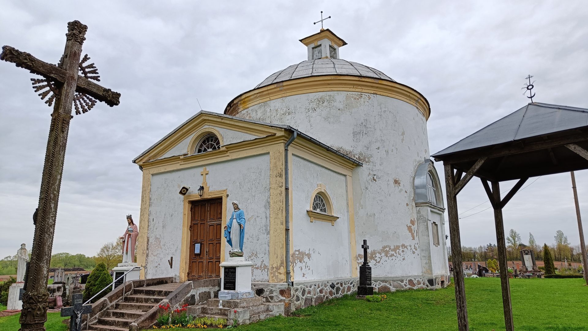 Labūnavos Dievo Apvaizdos bažnyčia