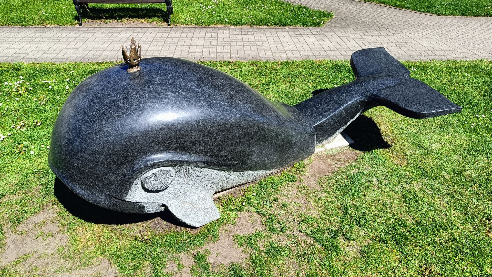 Sculpture The Whale of Nemunas