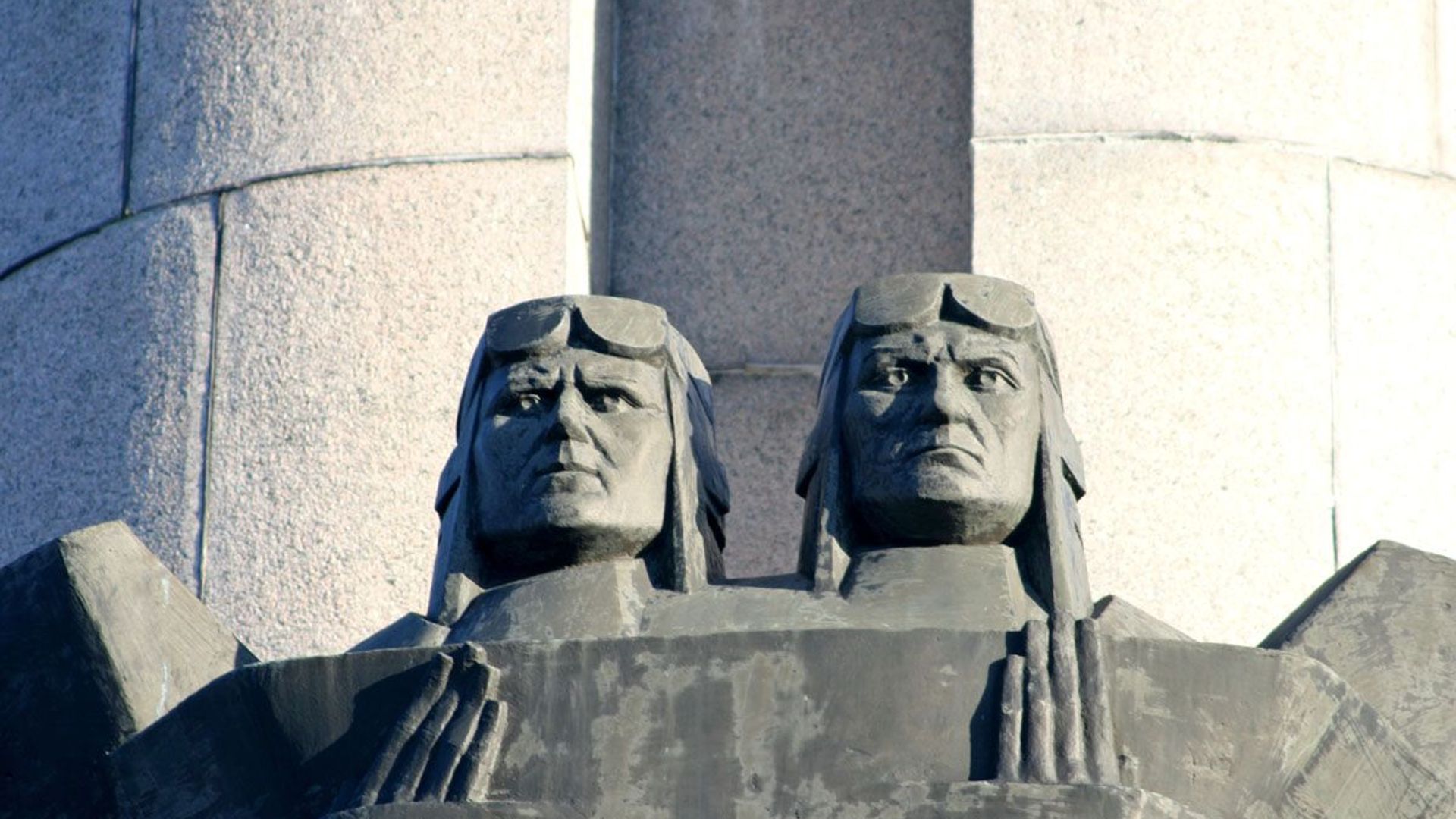 Monument to S. Darius and S. Girėnas
