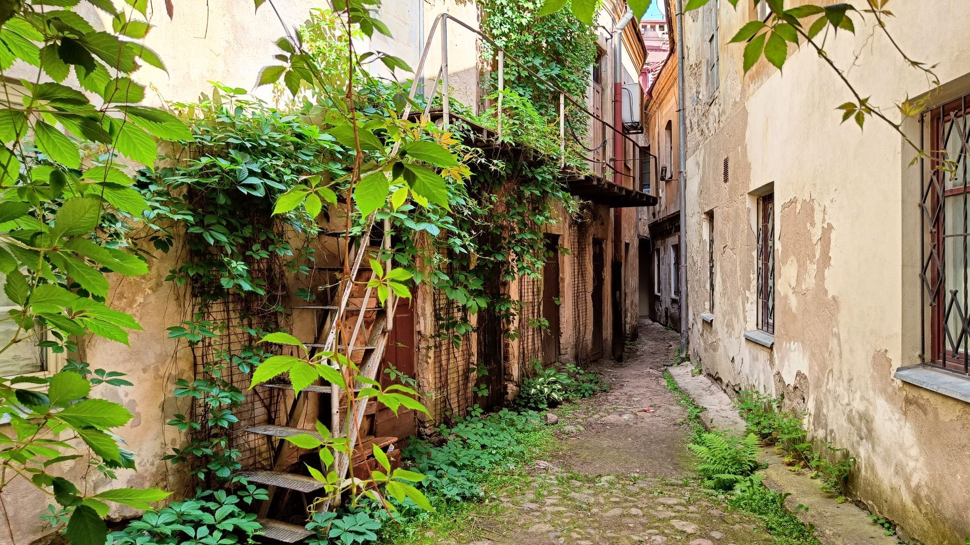 Narrowest Pedestrian Street in Vilnius