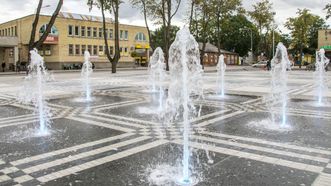 Kuršėnų Lauryno Ivinskio aikštės fontanas
