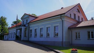 Vilkyškiai Manor