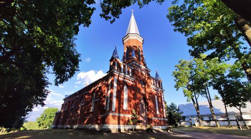 Gelgaudiškis Exaltation of the Cross Church