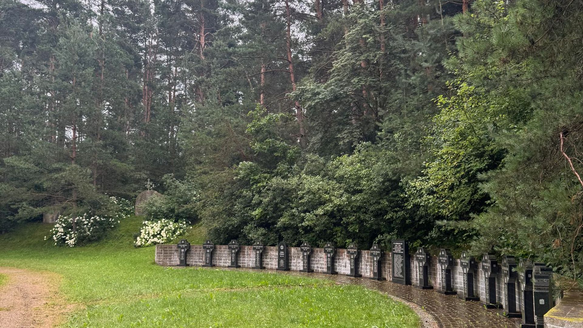 Memorial to the Ministers