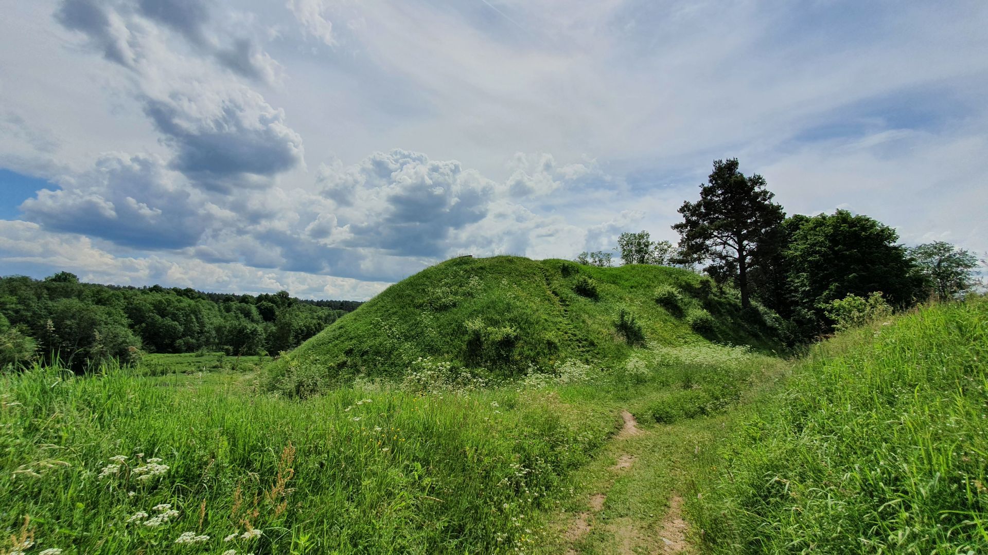 Nemenčinė Mound