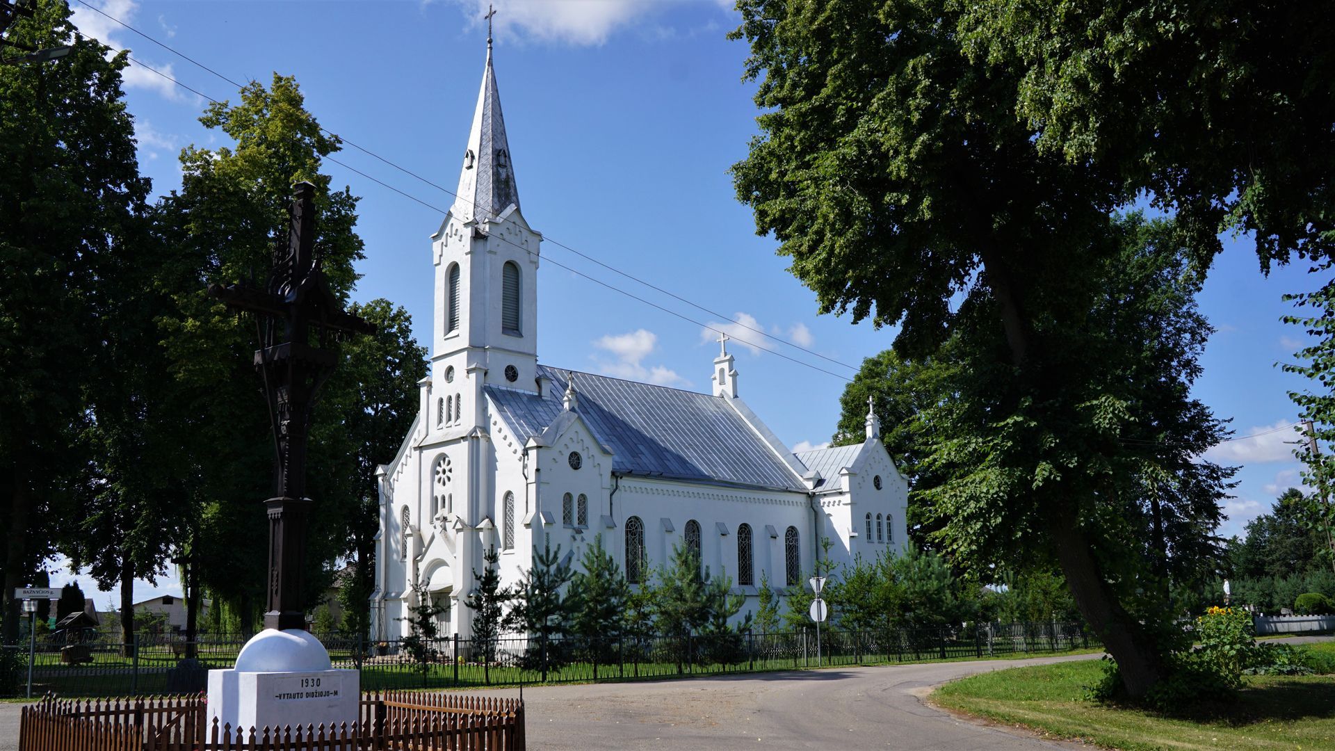 Barzdai Christ the King Church