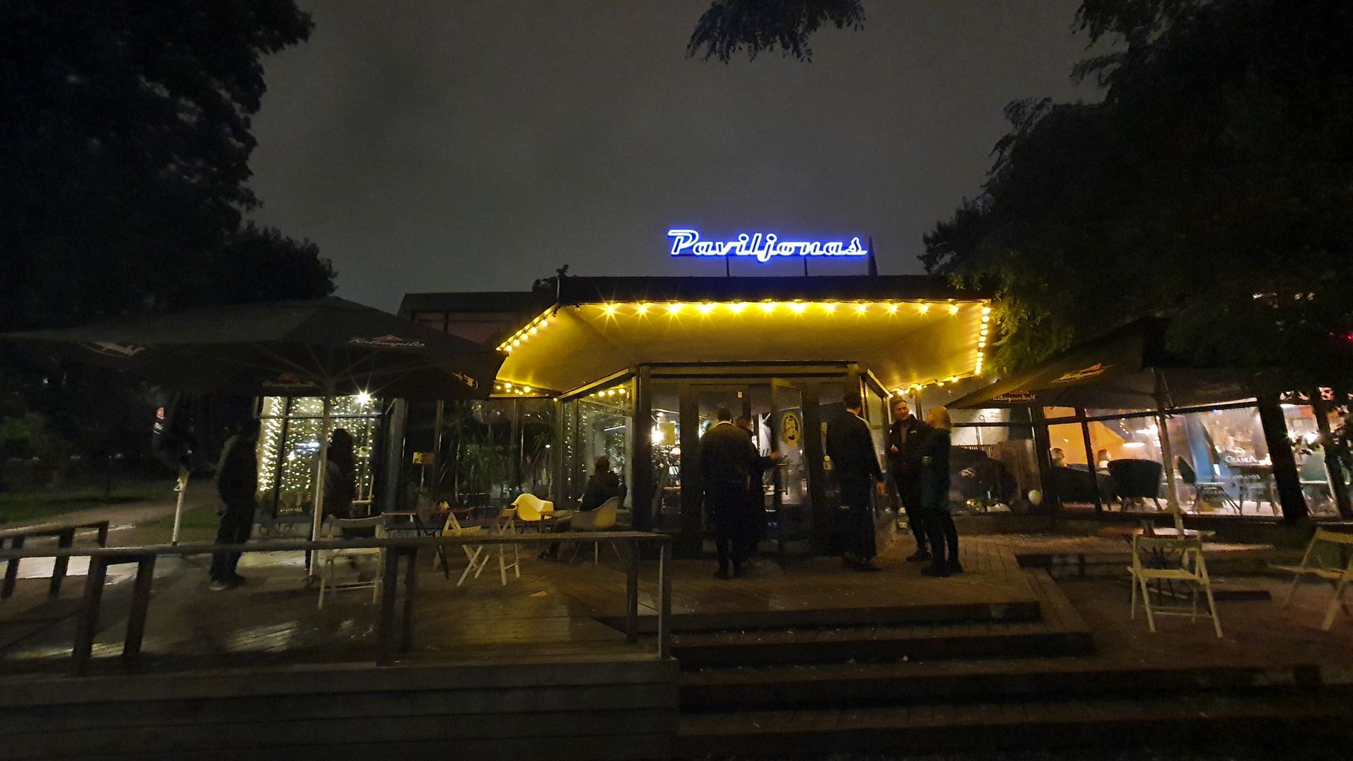 Bar Paviljonas