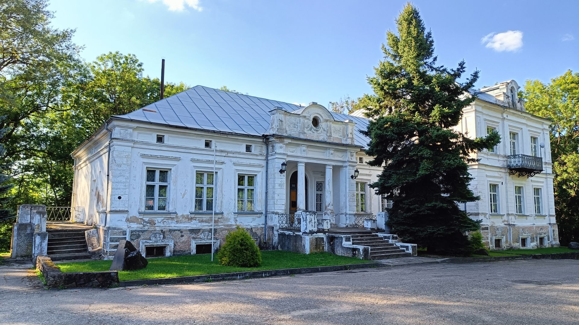 Noriūnai Manor