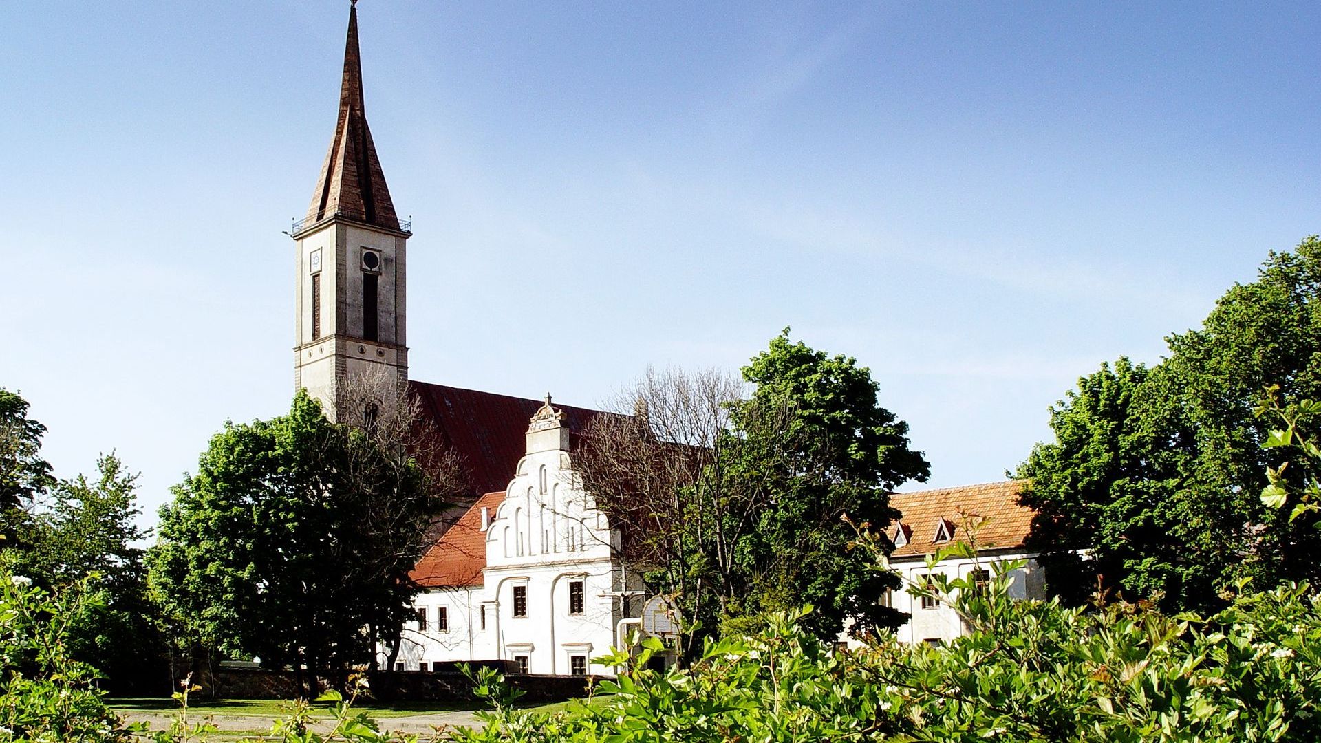 Kretingos Viešpaties Apreiškimo Švč. Mergelei Marijai bažnyčia ir pranciškonų vienuolynas