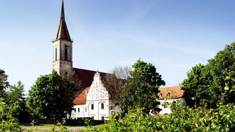 Kretinga Church of the Lord Revelation for St. Mary the Virgin and Monastery