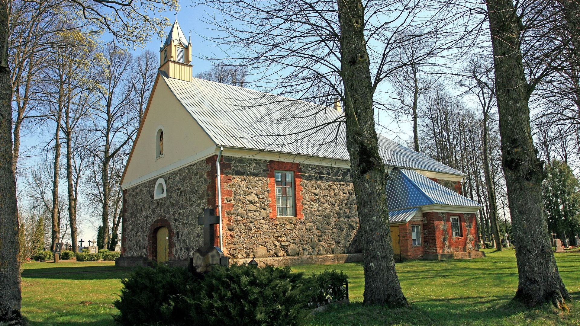 Juozapava St. Apostles Simon and Jude Thaddeus Church