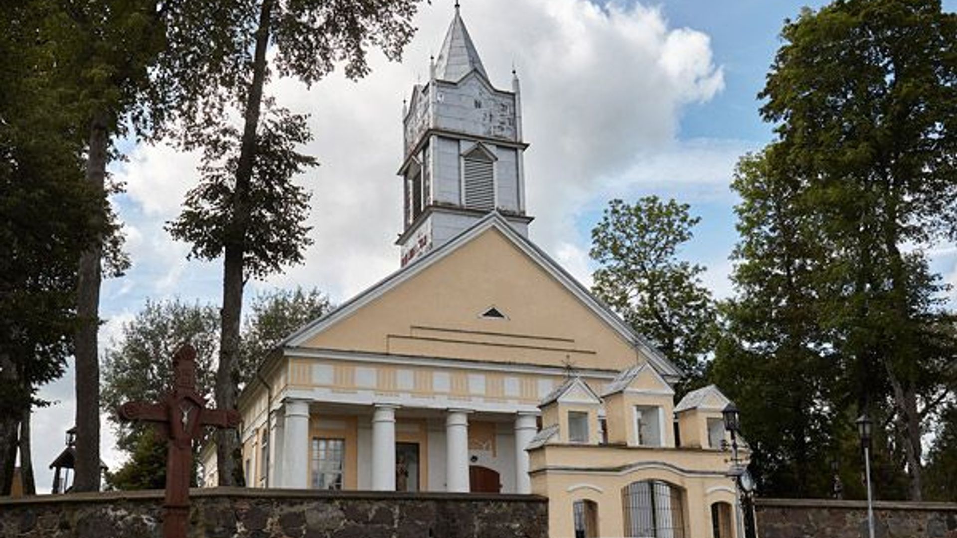 Pajūrio Švč. Trejybės bažnyčia