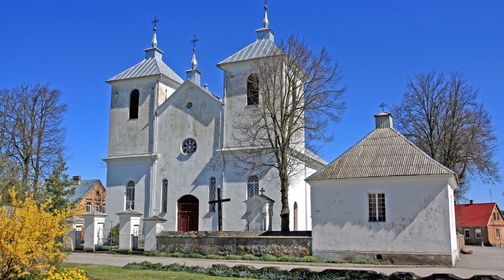 Pašvitinys St. Trinity Church