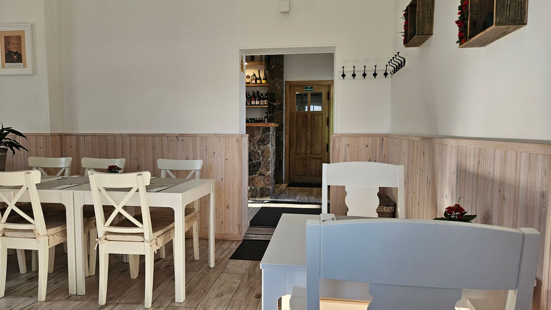 Cafe Horse Post Station