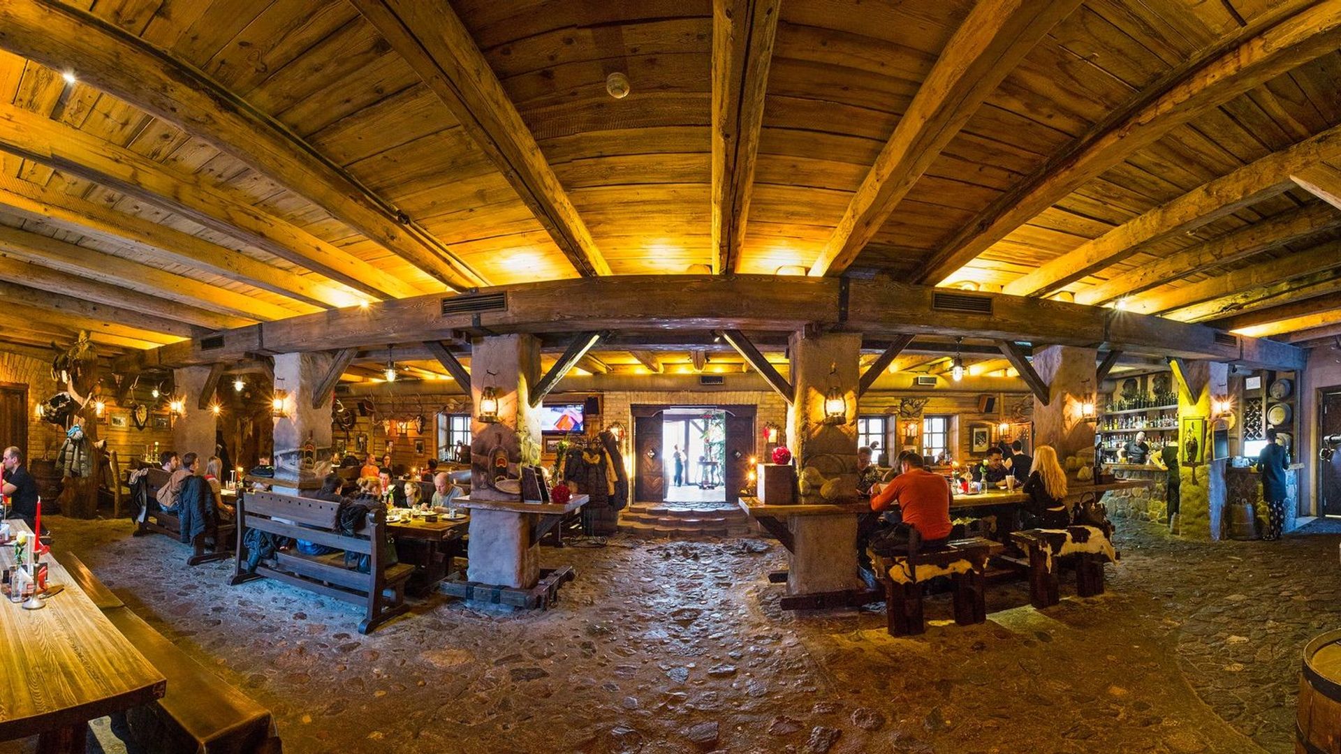 Joana Carinova Tavern