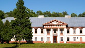 Raguvėlė Manor