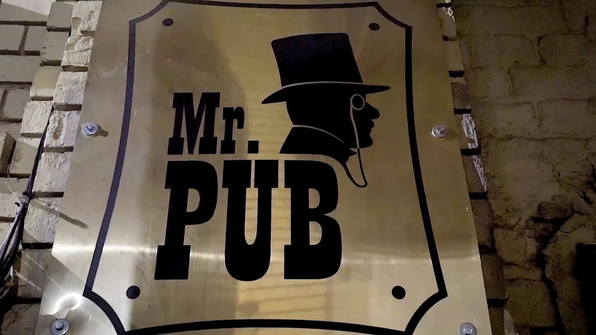 Mr. Pub