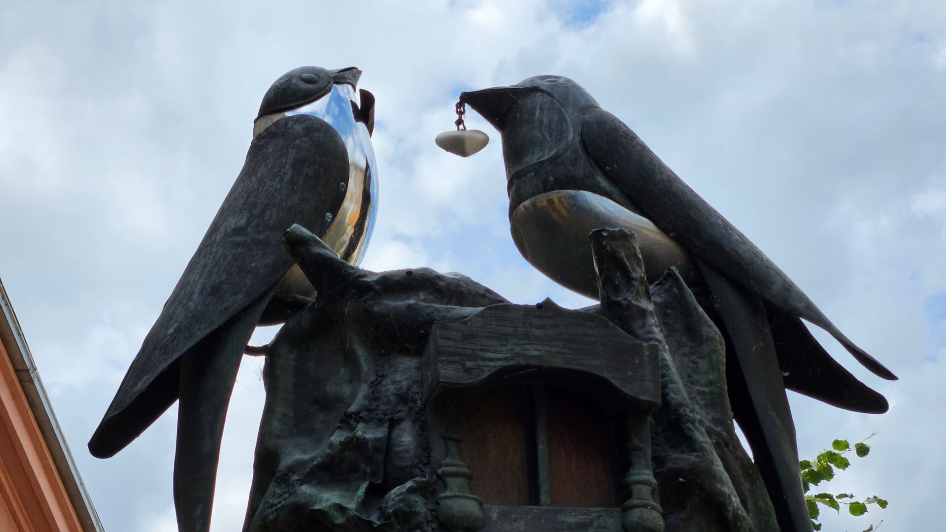 Sculpture Two Swallows