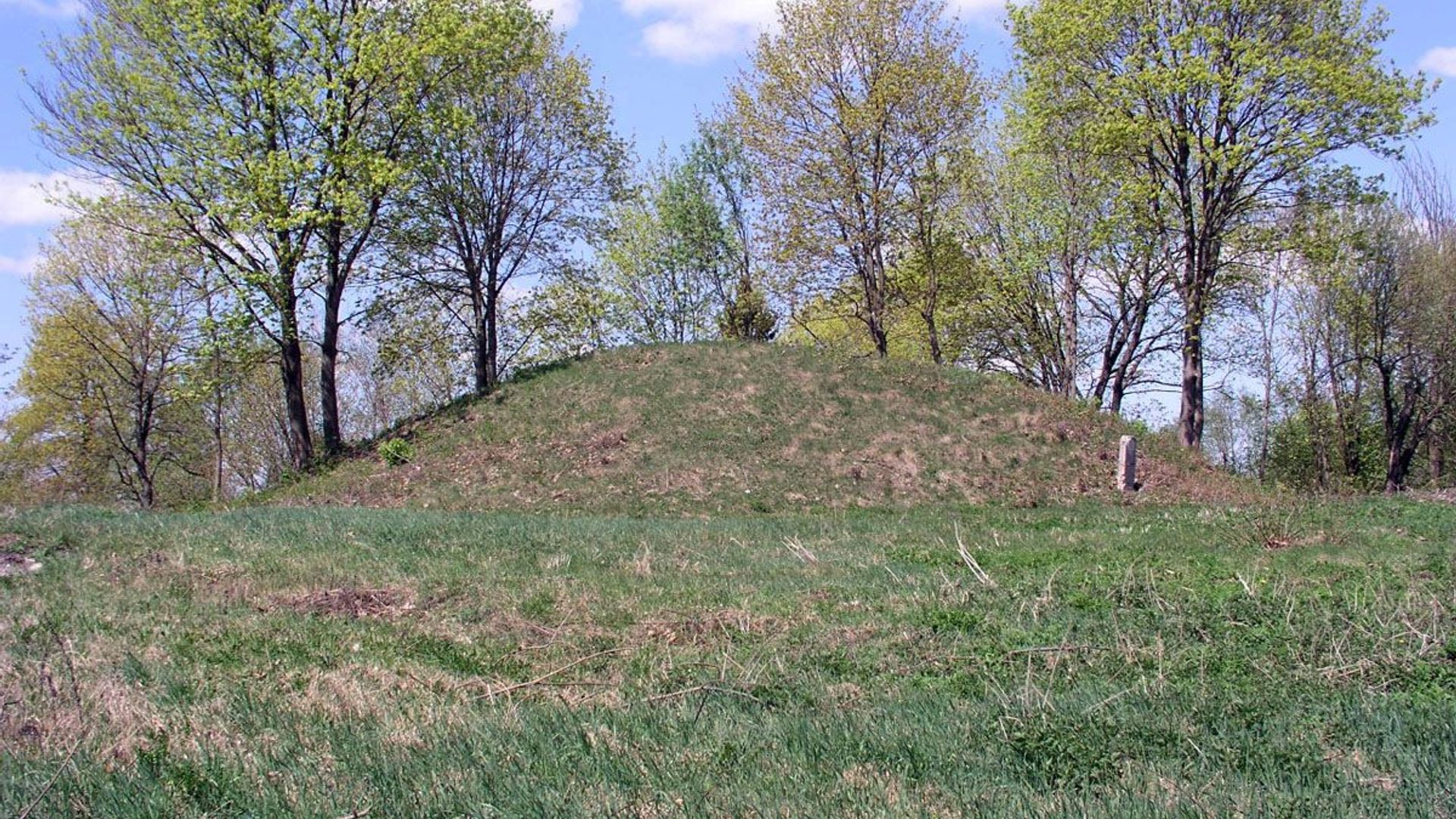 Pridotkai Mound