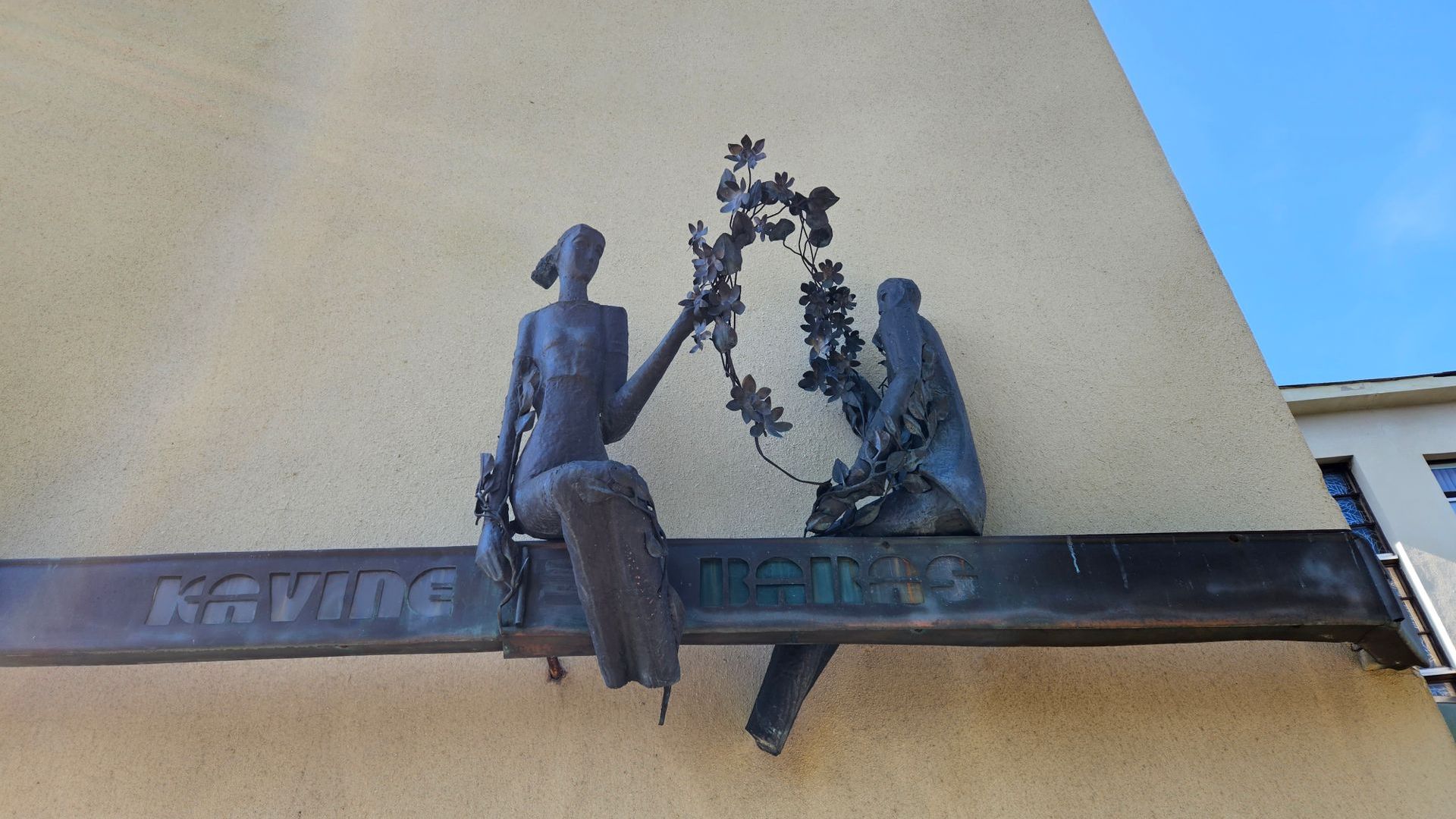 Sculpture Bird of the Sun