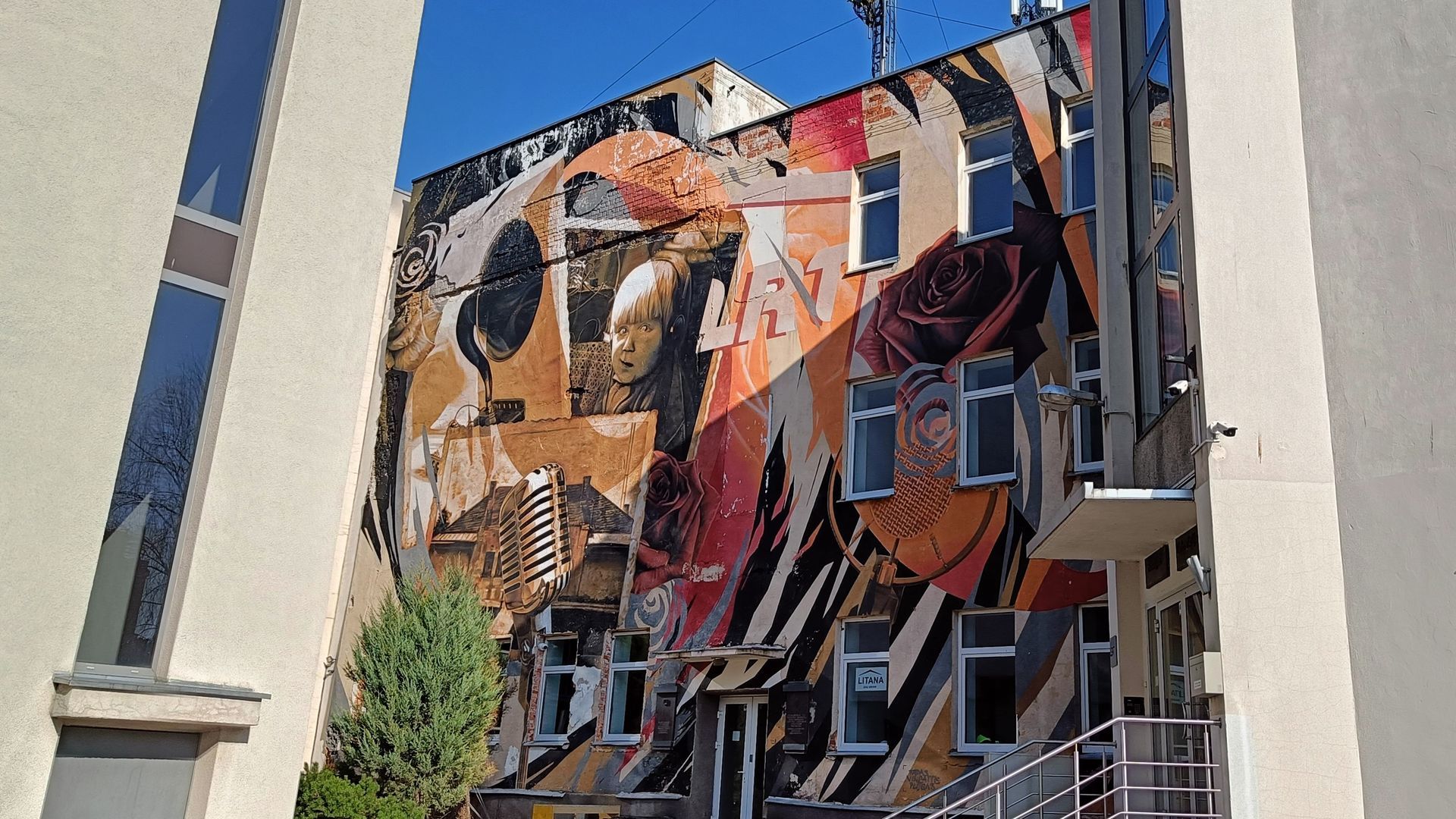 LRT Mural