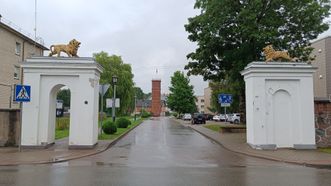 Rietavo dvaro baltieji vartai
