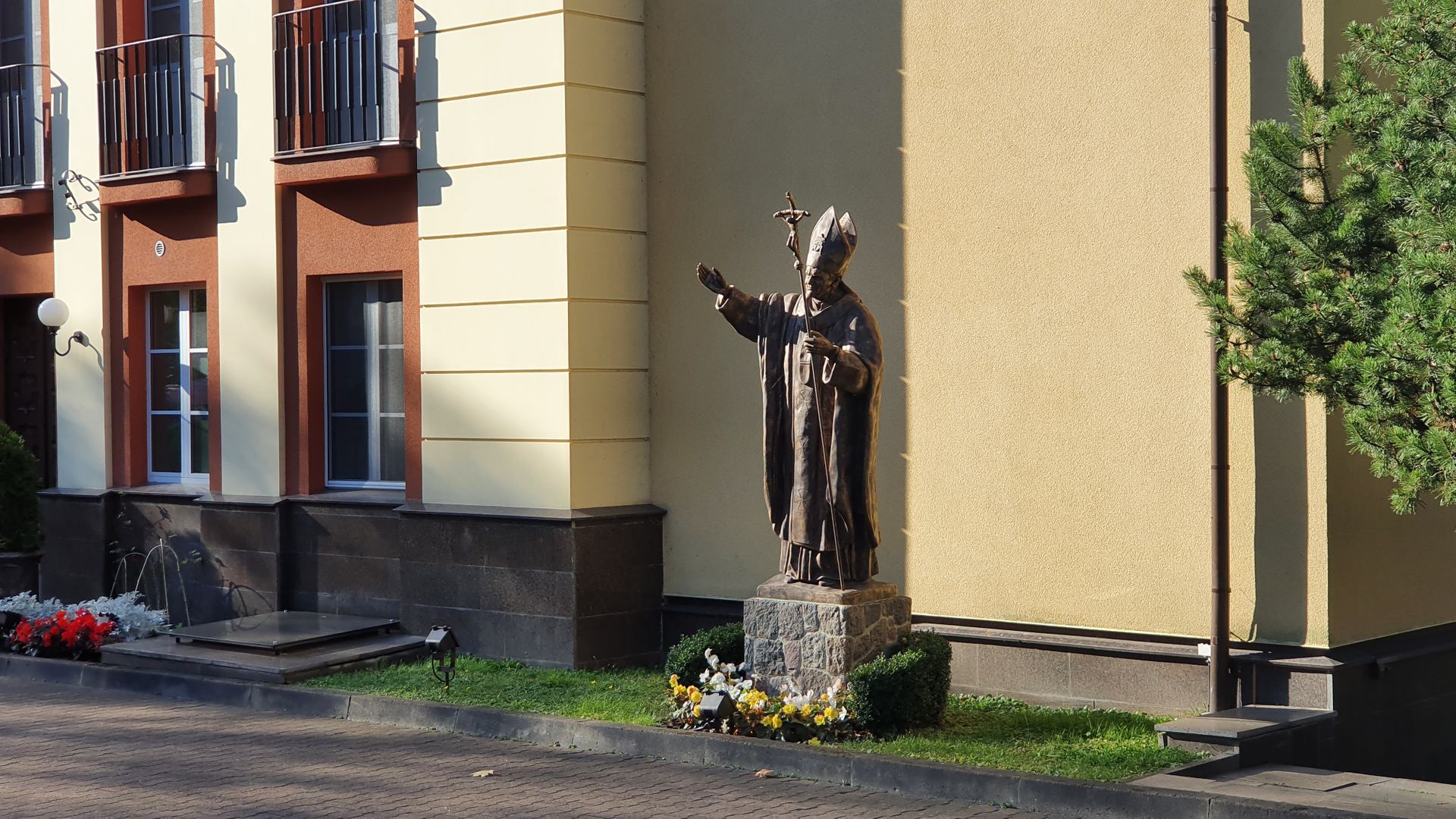 Monument to Pope John Paul II