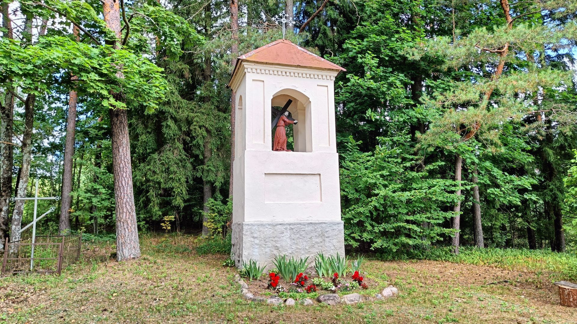 Ureliai Chapel