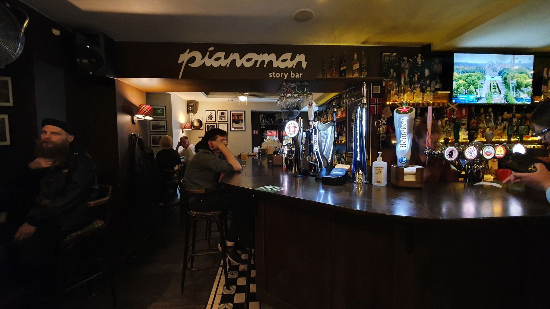 Piano Man bar