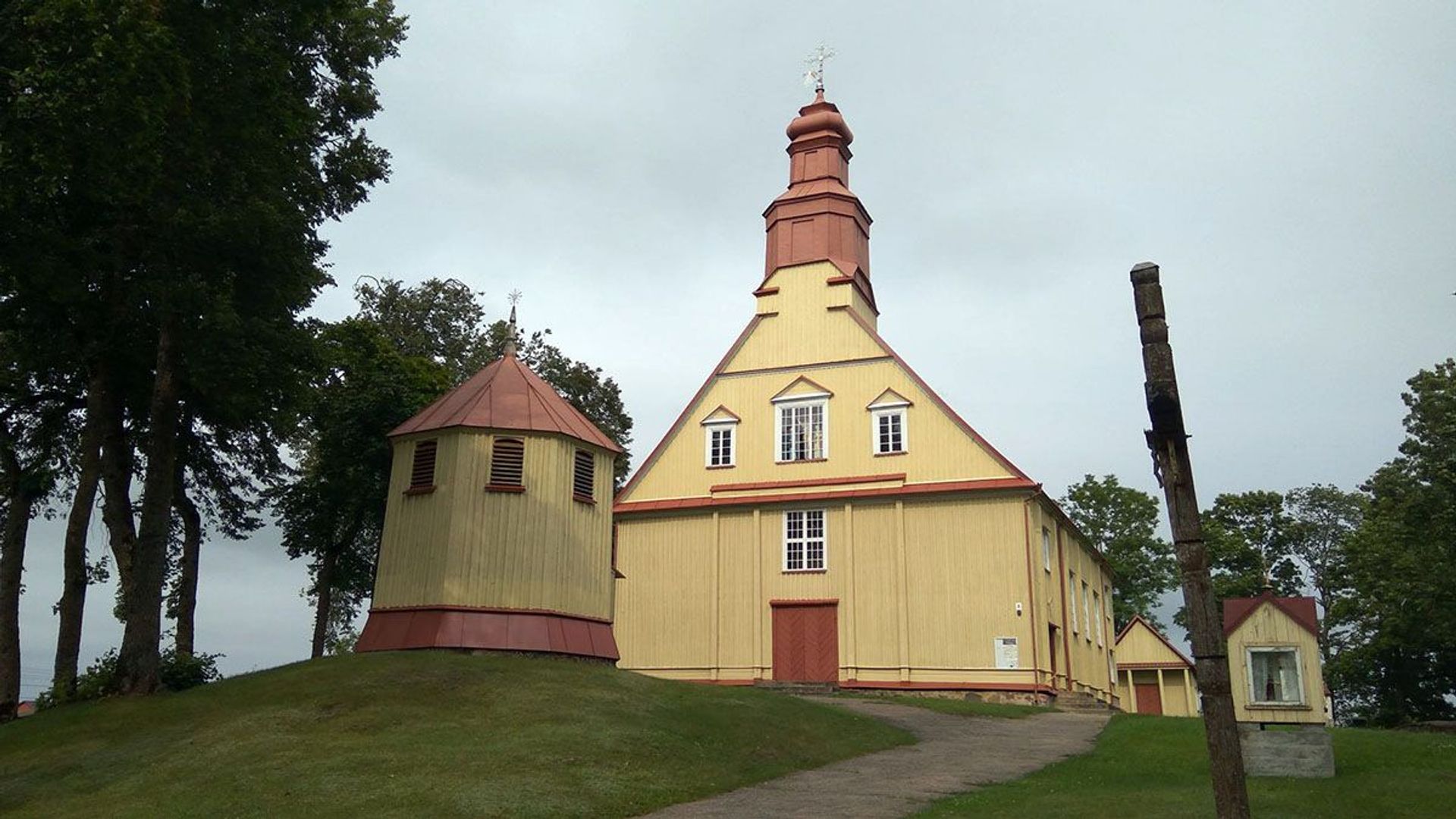 Pavandenė St. Anne Church