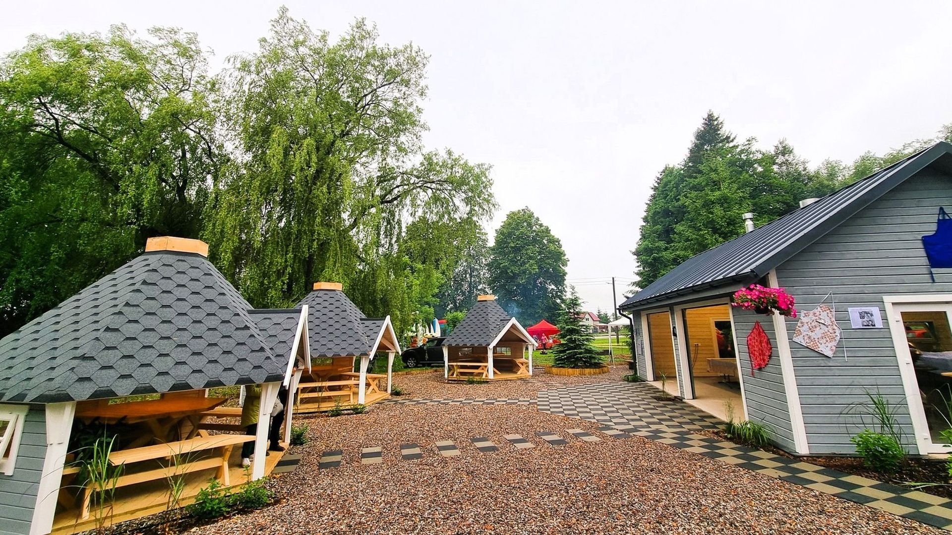 Kitchen On Path