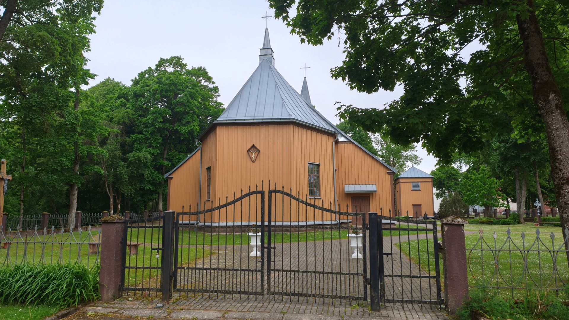 Vėžaičiai St. Casimir Church