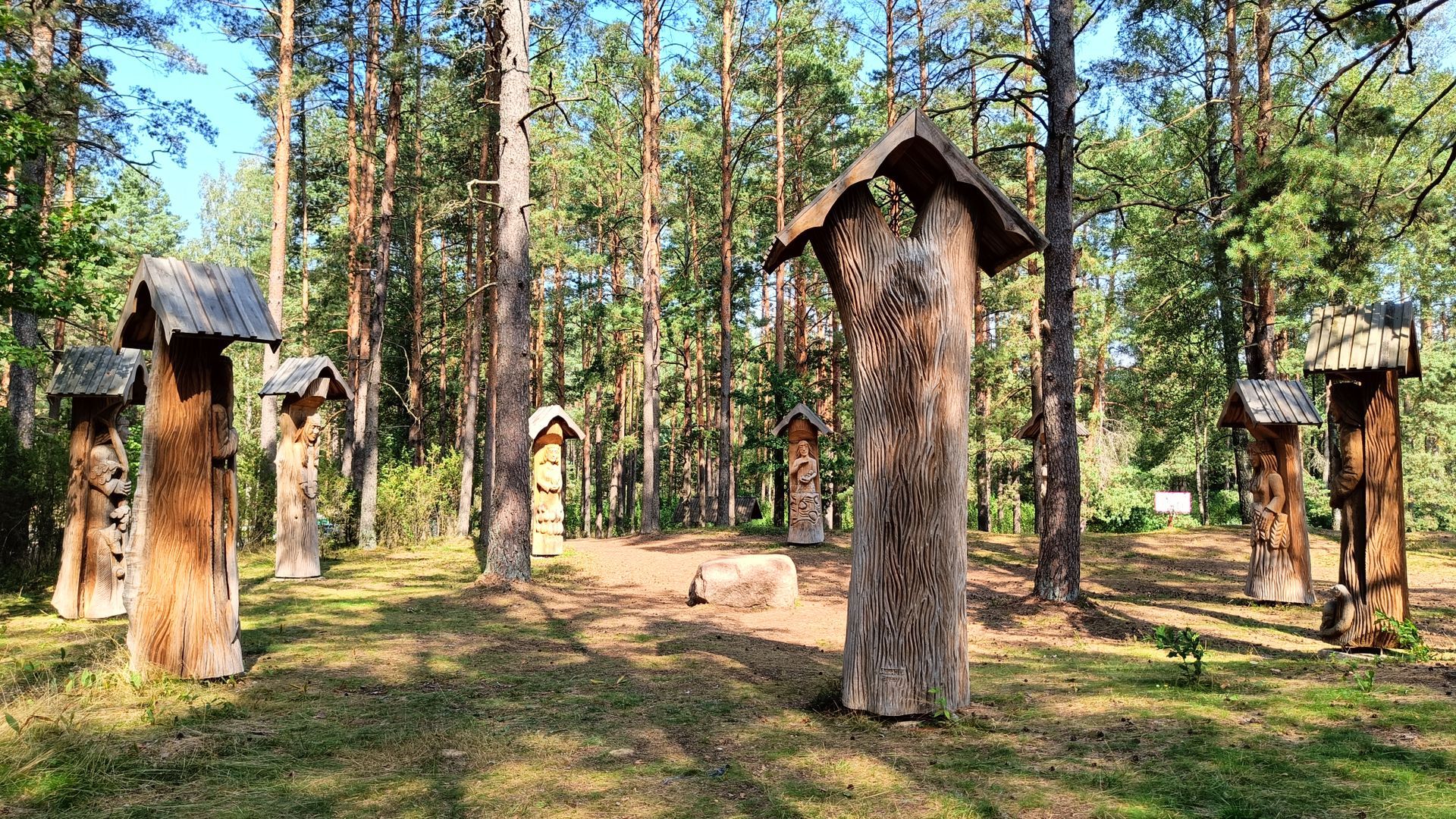 Baltų mitologijos skulptūrų parkas