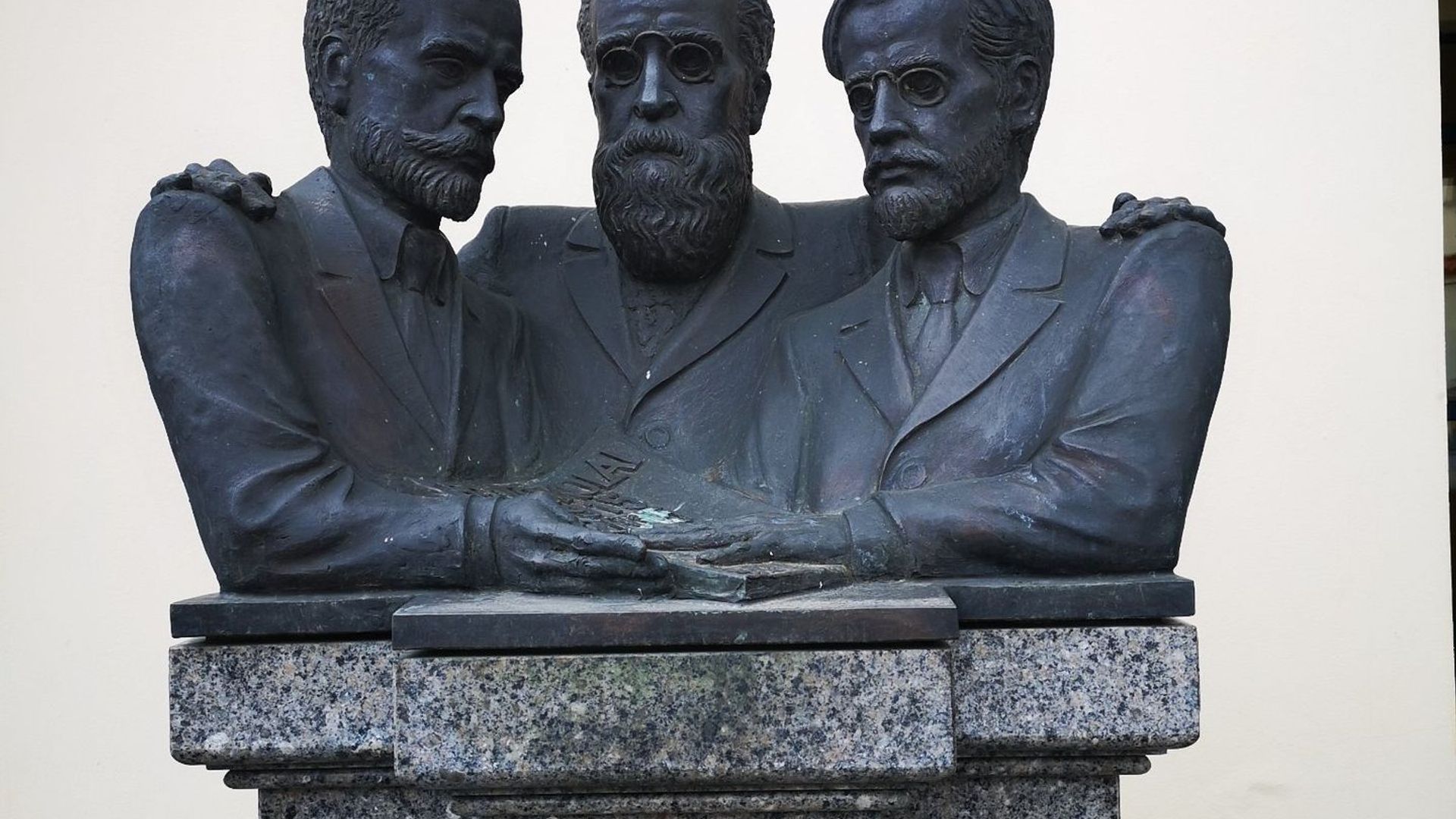 Monument to Jonas Basanavičius, Mykolas Biržiška and Povilas Gaidelionis