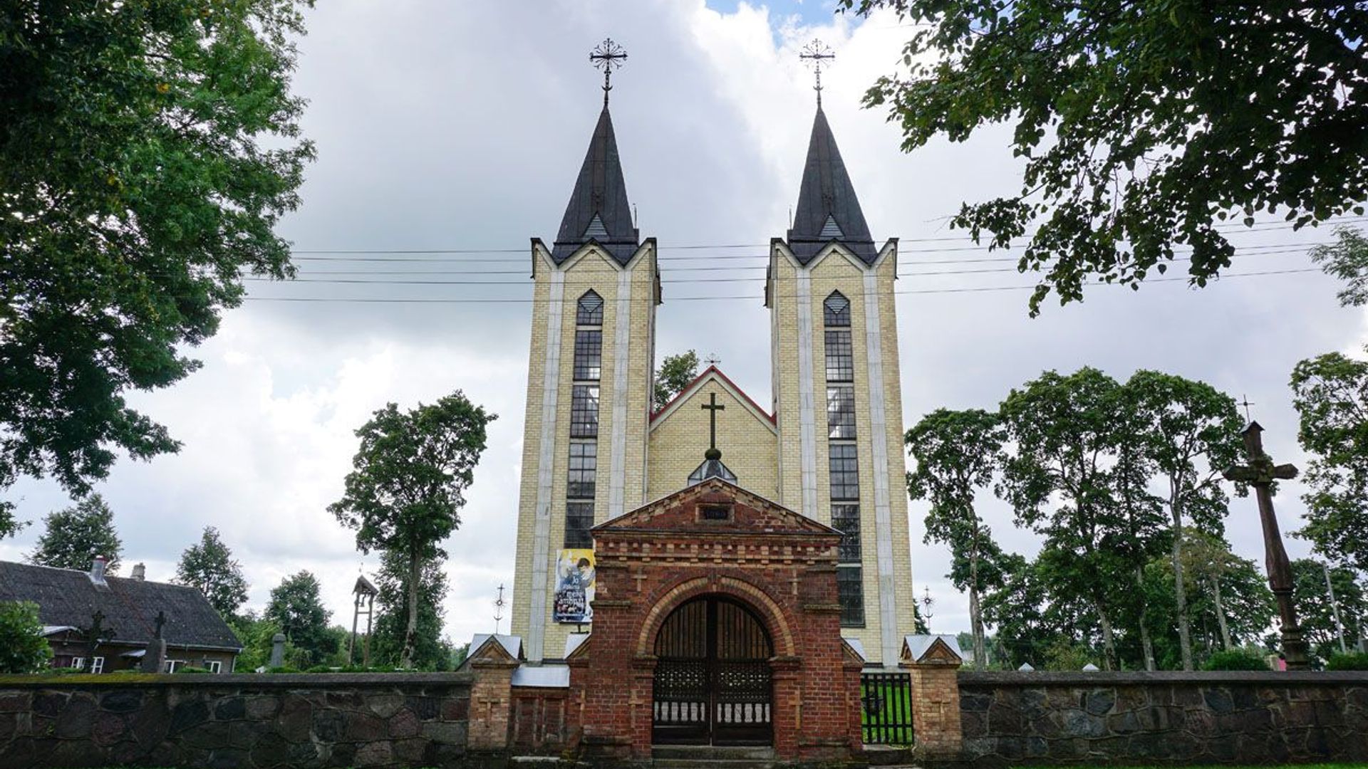 Panoterių Šv. Kryžiaus Atradimo bažnyčia