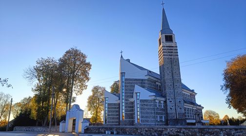 Nemakščiai St. Trinity Church