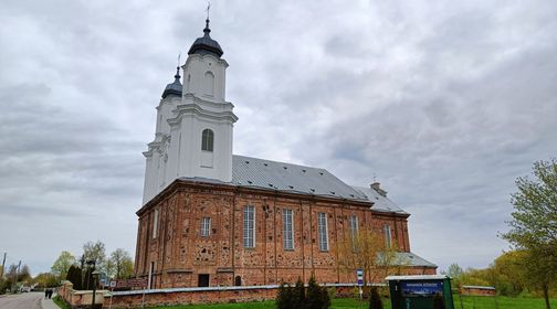 Dotnuvos Viešpaties apreiškimo Švč. Mergelei Marijai bažnyčios ir Bernardinų vienuolyno ansamblis