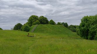 Maisiejūnų I piliakalnis