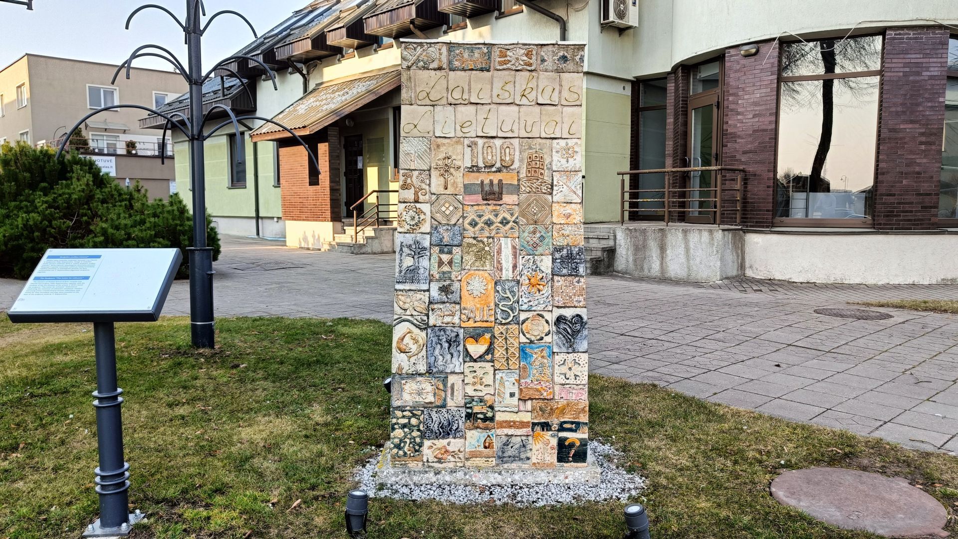 Skulptūra Laiškas Lietuvai