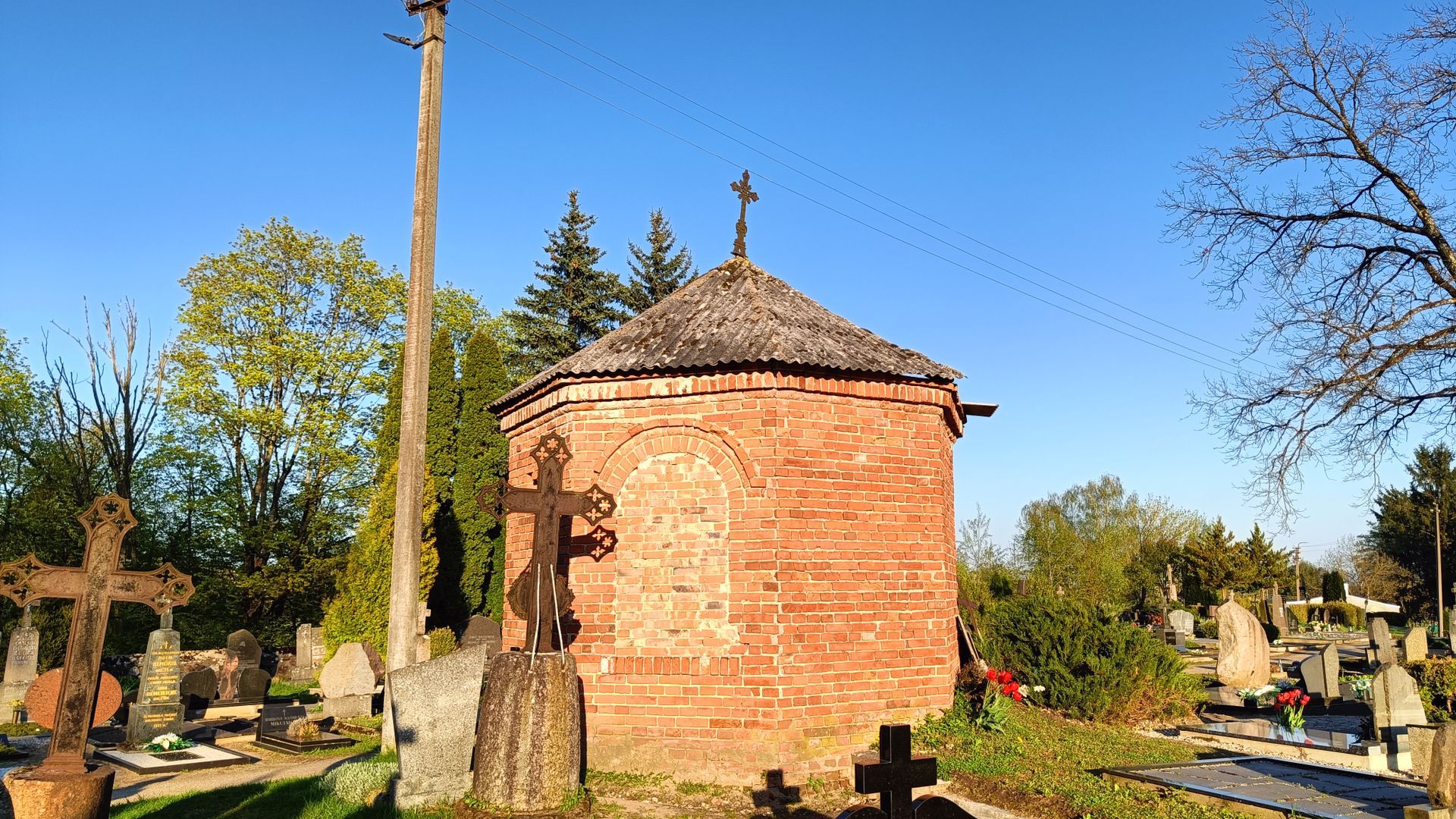 Jurbarko kapinių koplyčia