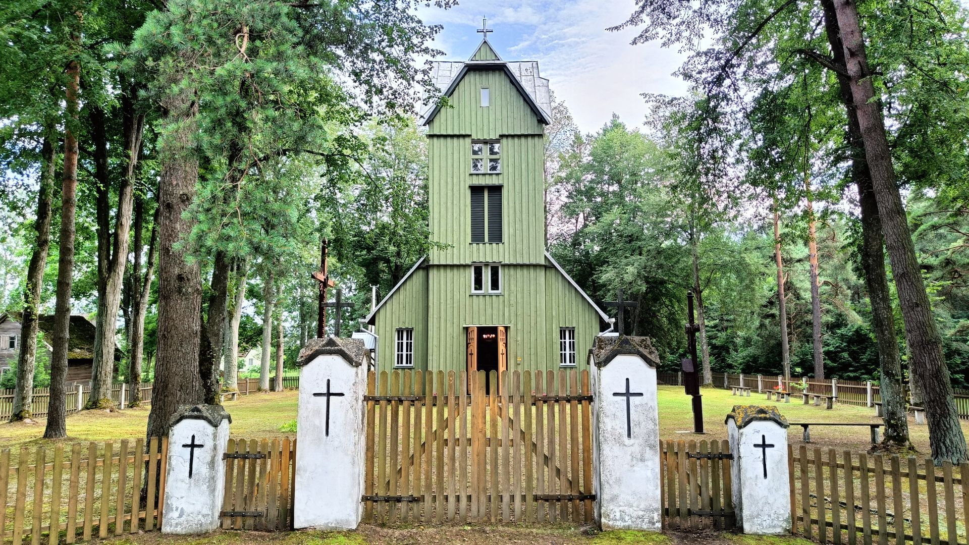 Ąžuolų Būdos Šv. Antano Paduviečio bažnyčia