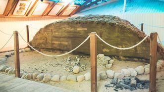 Burial Mound Exhibition and a Sone Age Hut