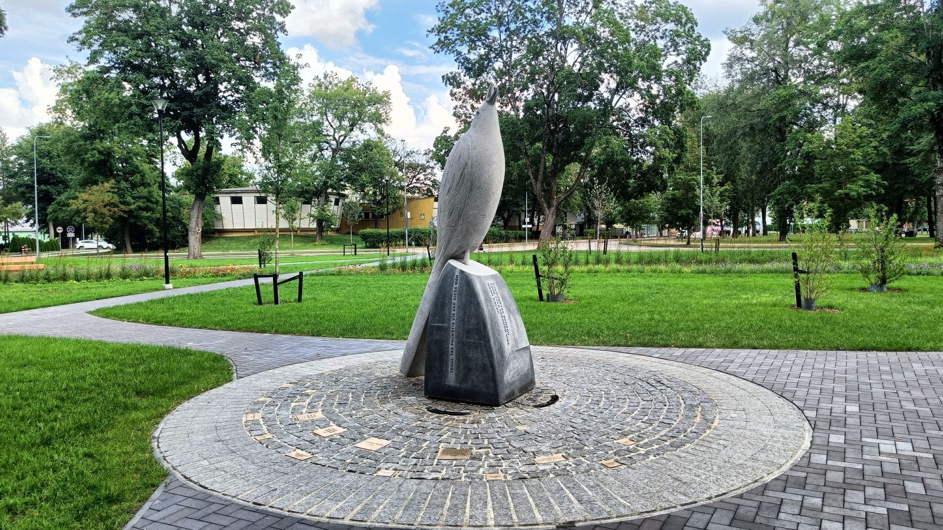 Sculpture Singing Bird (for J. Marcinkevičius)