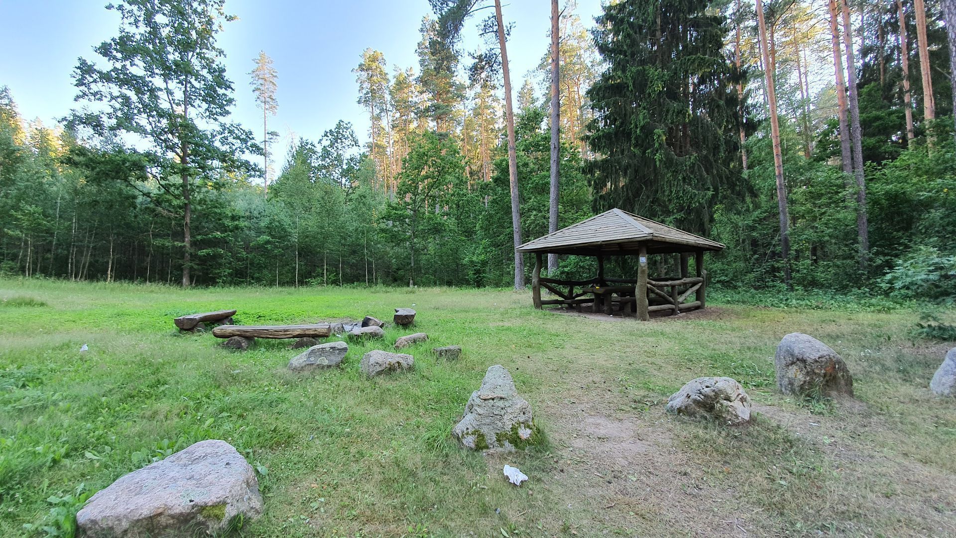 Rest Place Paneriai Forest Parking