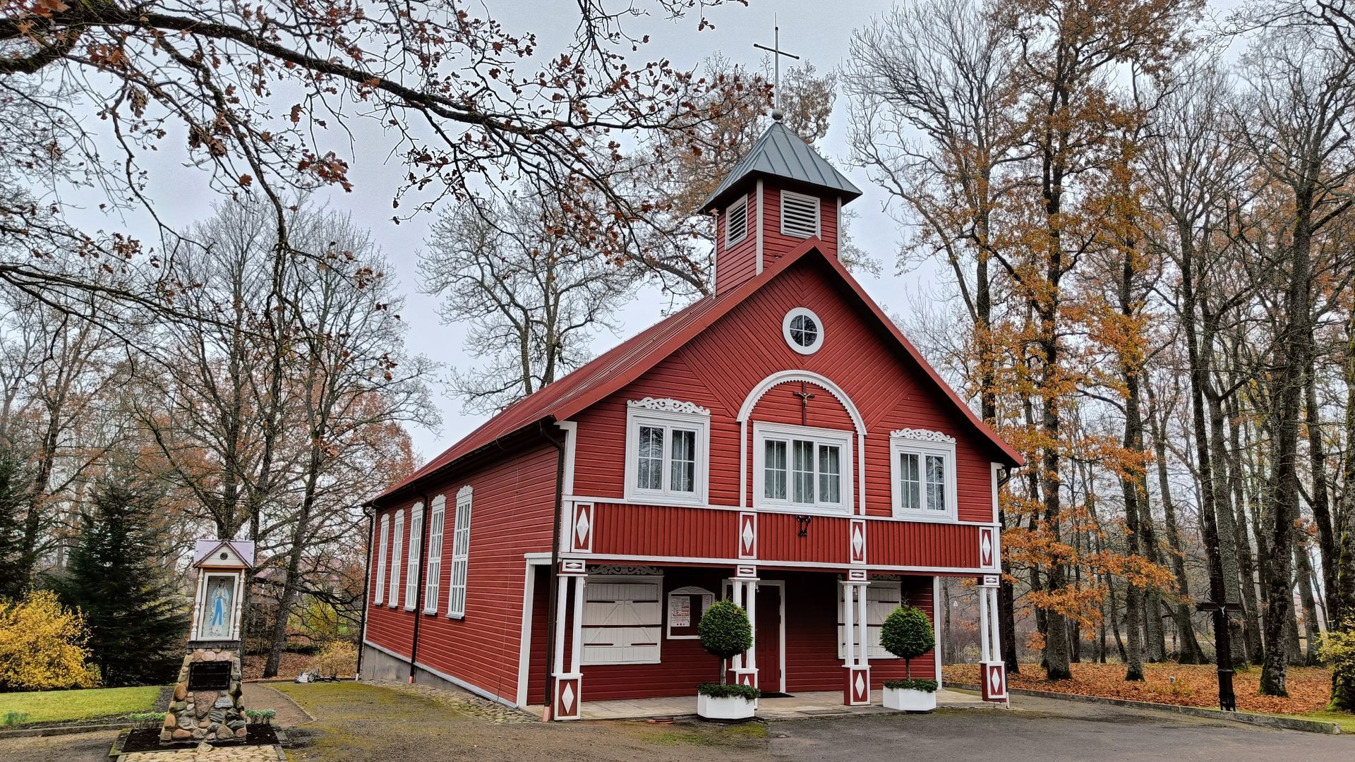 Degaičiai St. Apostles Peter and Paul Church