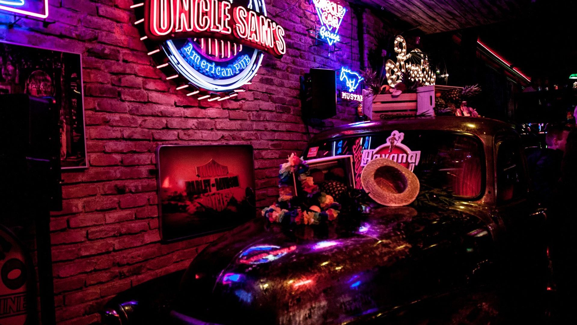 Uncle Sam's American Pub