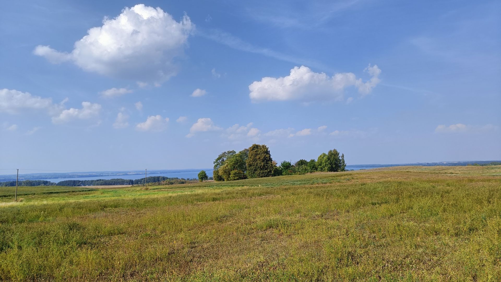 Lake Dusia Sight