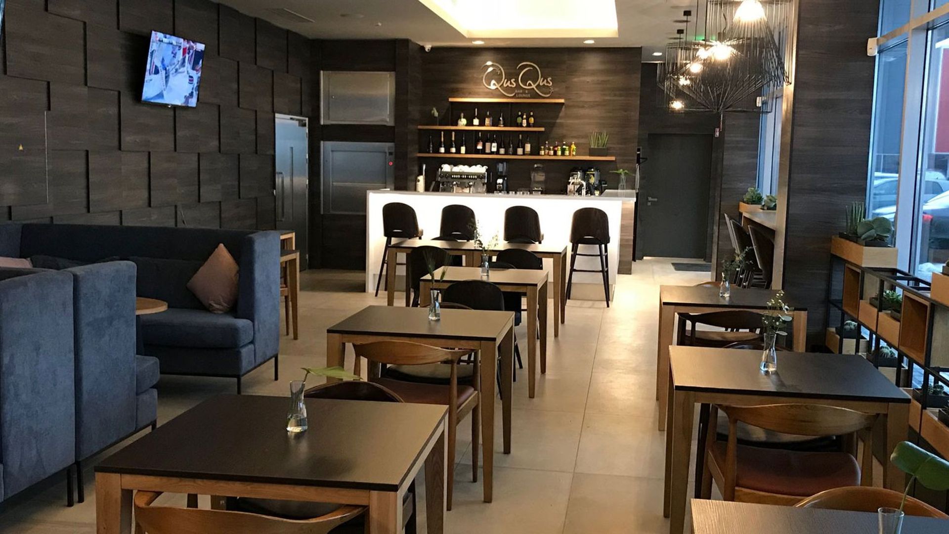 QusQus bar & lounge